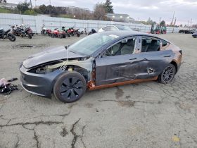 TESLA MODEL 3 LR RWD, 2024