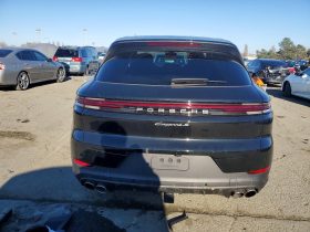 PORSCHE CAYENNE S HYBRID, 2025 (2024)
