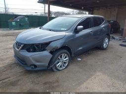 
NISSAN ROGUE SPORT S, 2019 full									