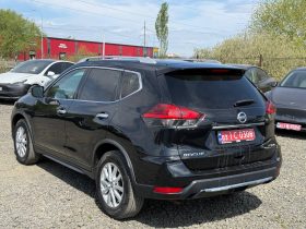NISSAN ROGUE SV, 2017