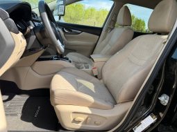 
NISSAN ROGUE SV, 2017 full									