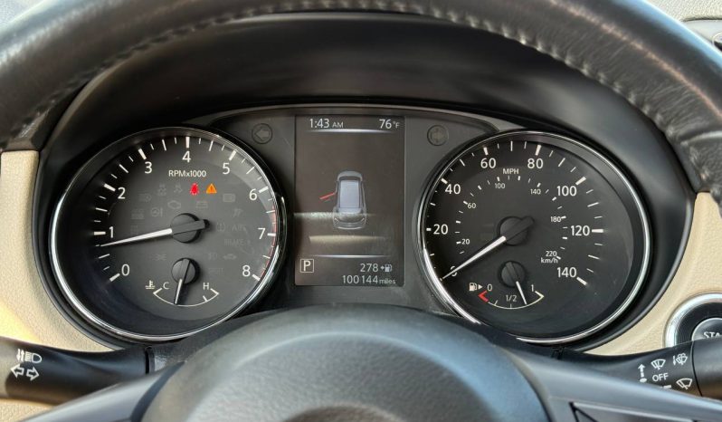 
NISSAN ROGUE SV, 2017 full									