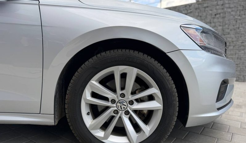 
VOLKSWAGEN PASSAT S, 2021 (2020) full									