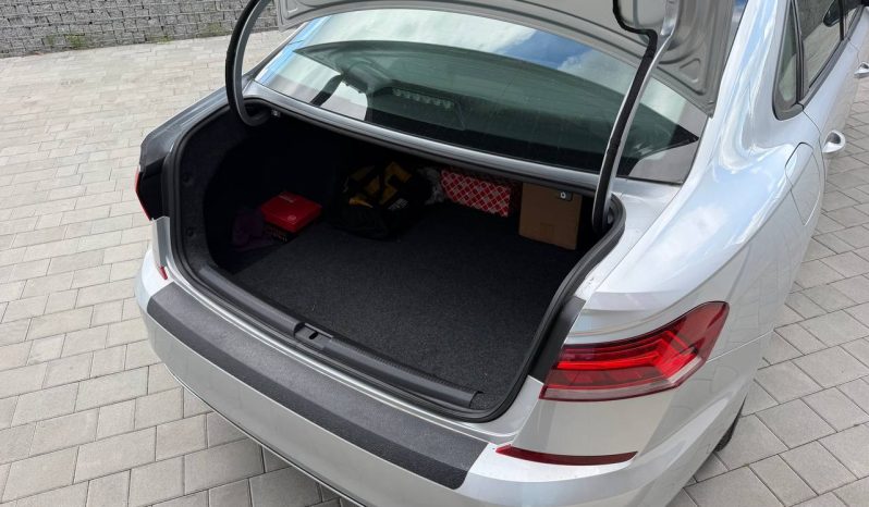 
VOLKSWAGEN PASSAT S, 2021 (2020) full									