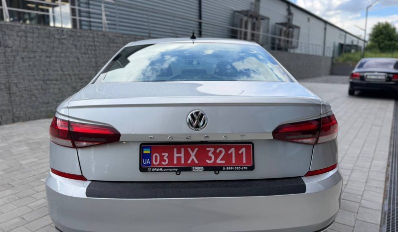 
VOLKSWAGEN PASSAT S, 2021 (2020) full									