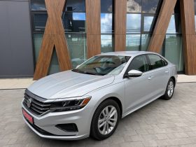 VOLKSWAGEN PASSAT S, 2021 (2020)