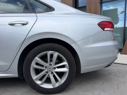 
VOLKSWAGEN PASSAT S, 2021 (2020) full									