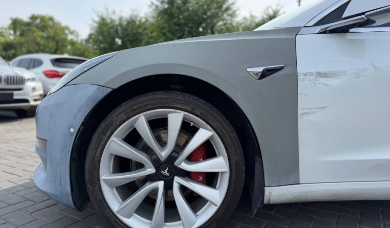
TESLA MODEL 3 MR RWD, 2019 full									