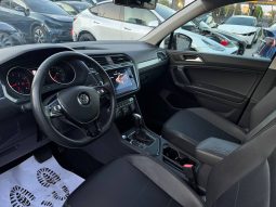 
VOLKSWAGEN TIGUAN SE, 2020 full									
