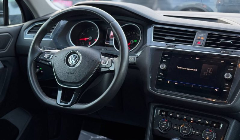 
VOLKSWAGEN TIGUAN SE, 2020 full									