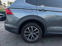 
VOLKSWAGEN TIGUAN SE, 2020 full									