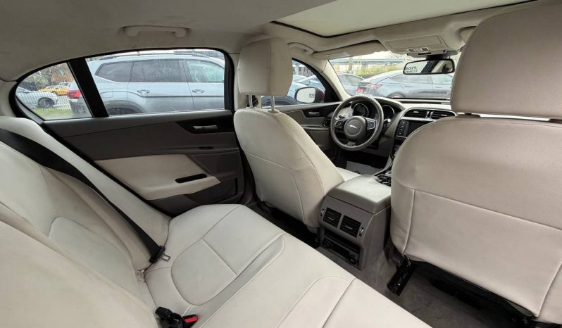 
JAGUAR XE, 2017 (2016) full									