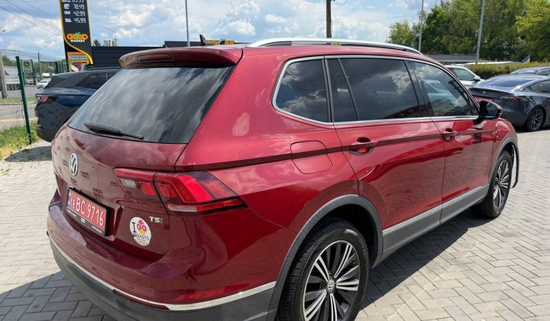 
VOLKSWAGEN TIGUAN 2.0T SEL, 2018 (2017) full									