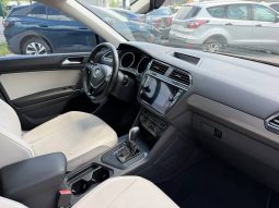 
VOLKSWAGEN TIGUAN 2.0T SEL, 2018 (2017) full									