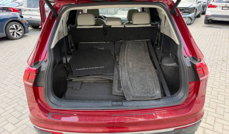 
VOLKSWAGEN TIGUAN 2.0T SEL, 2018 (2017) full									