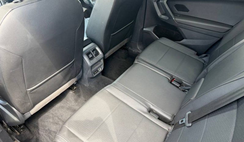 
VOLKSWAGEN TIGUAN SE, 2018 full									