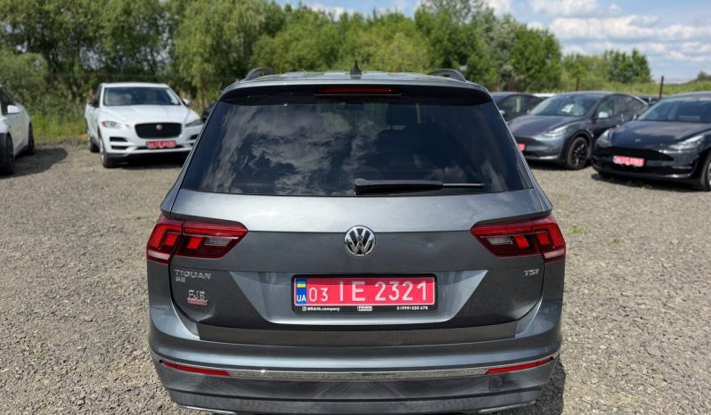 
VOLKSWAGEN TIGUAN SE, 2018 full									