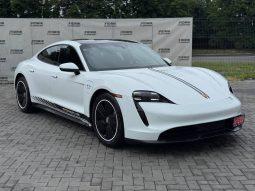 PORSCHE TAYCAN, 2022