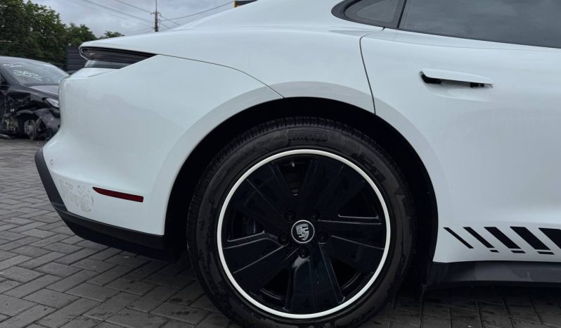 
PORSCHE TAYCAN, 2022 full									