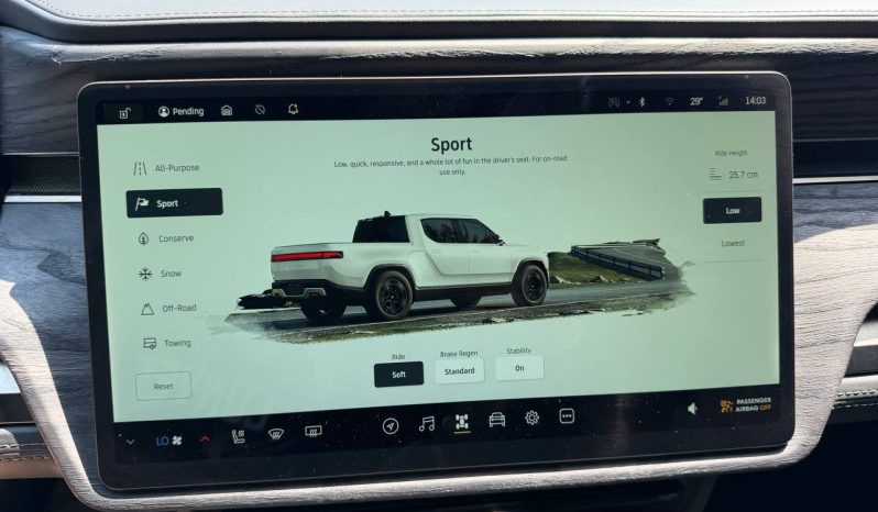 
RIVIAN R1T ADVENTURE, 2022 full									