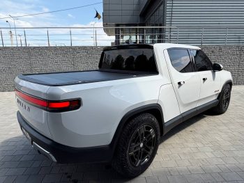 RIVIAN R1T ADVENTURE, 2022
