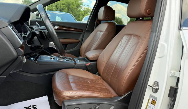
AUDI Q5 2.0T PREMIUM PLUS, 2018 (2017) full									