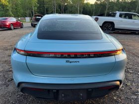 PORSCHE TAYCAN, 2021