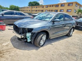 AUDI Q3 PREMIUM, 2018 (2017)