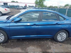 VOLKSWAGEN JETTA S, 2019 (2018)