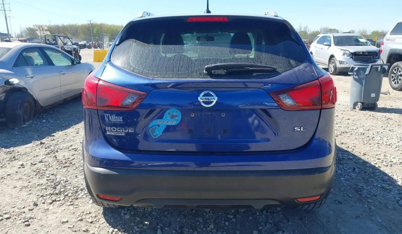 
NISSAN ROGUE SPORT SL, 2017 full									