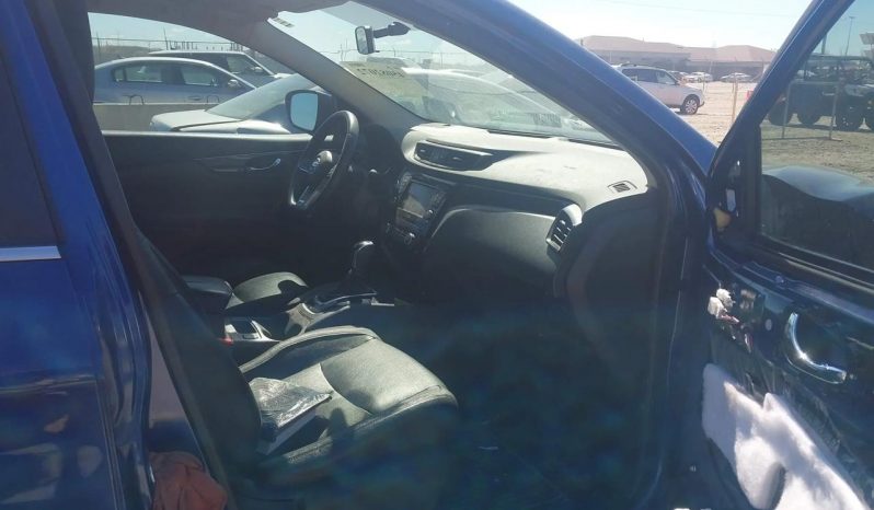 
NISSAN ROGUE SPORT SL, 2017 full									