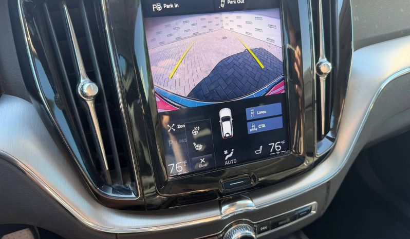 
VOLVO XC60 T5 MOMENTUM, 2019 (2018) full									