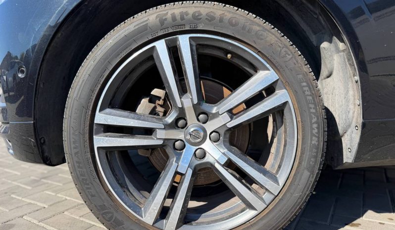 
VOLVO XC60 T5 MOMENTUM, 2019 (2018) full									