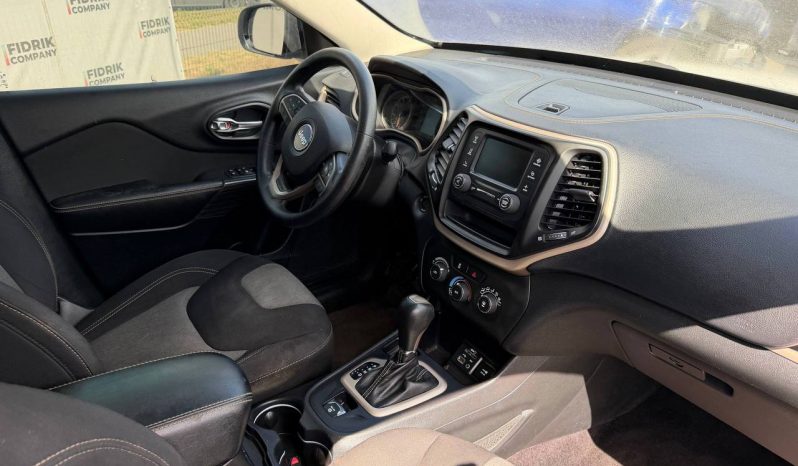
JEEP CHEROKEE SPORT, 2017 full									