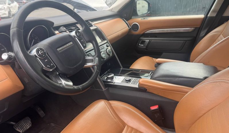 
LAND ROVER DISCOVERY FIRST EDITION, 2017 full									