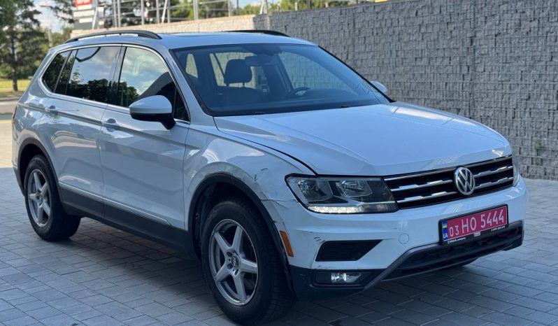 
VW TIGUAN SE, 2018 (2017) full									