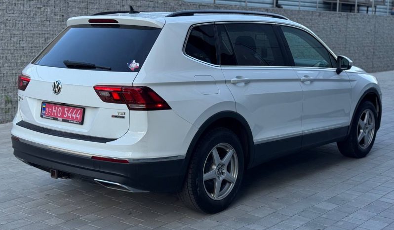 
VW TIGUAN SE, 2018 (2017) full									