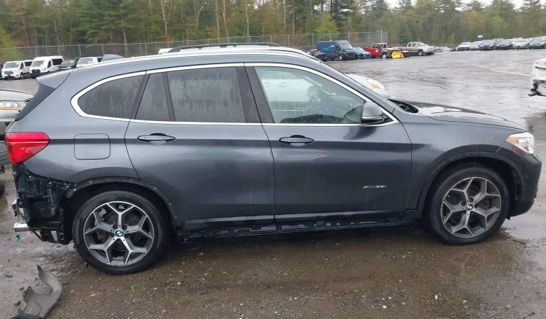 
BMW X1 XDRIVE28I, 2017 (2016) full									