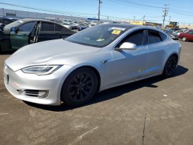 TESLA MODEL S 75D, 2018