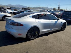TESLA MODEL S 75D, 2018
