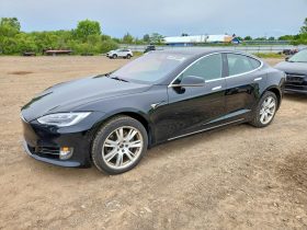 TESLA MODEL S 75D, 2017
