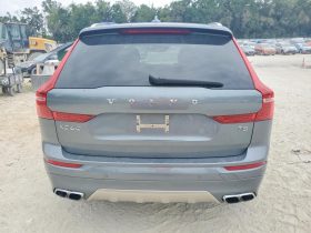 VOLVO XC60 T5 MOMENTUM, 2019 (2018)
