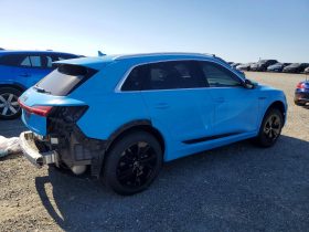 AUDI Q8 E-TRON PREMIUM PLUS, 2024 (2023)