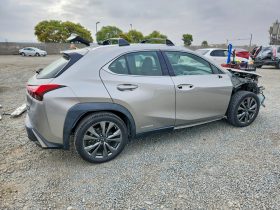LEXUS UX 250H, 2020 (2019)