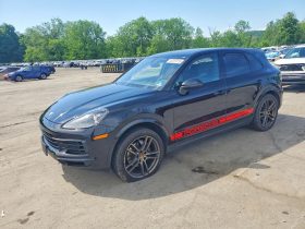 PORSCHE CAYENNE, 2020 (2019)