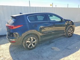 KIA SPORTAGE LX, 2021
