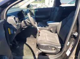 
KIA SPORTAGE LX, 2021 full									