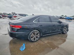 
VOLKSWAGEN PASSAT SE, 2021 full									