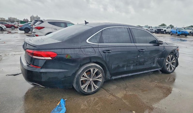 
VOLKSWAGEN PASSAT SE, 2021 full									