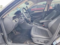 
VOLKSWAGEN PASSAT SE, 2021 full									